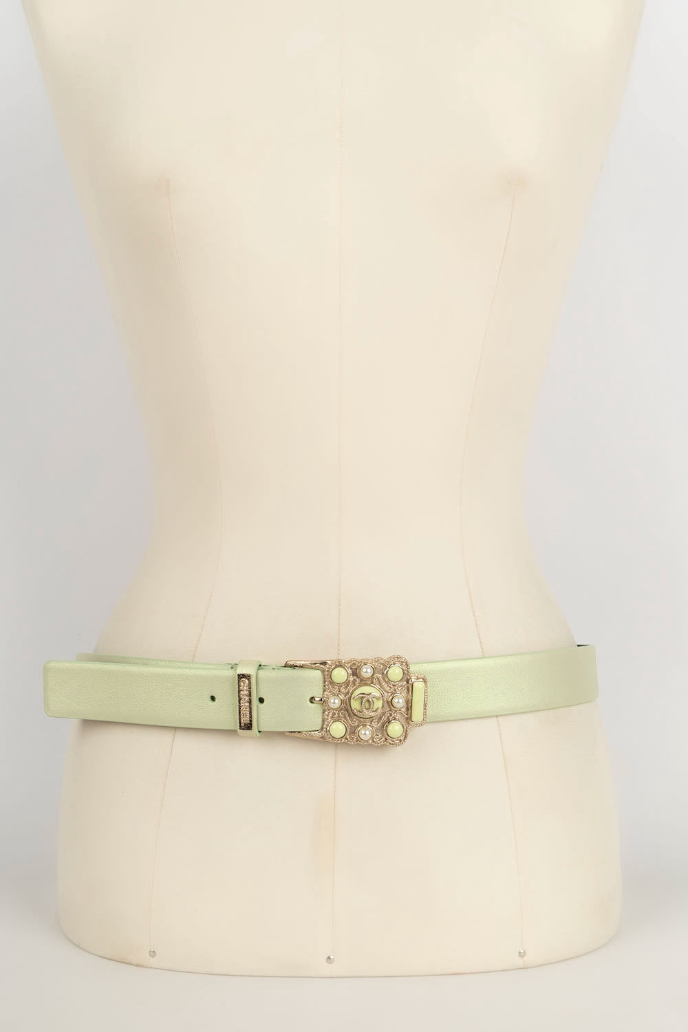 Ceinture en cuir Chanel – Accessorio premium elegante