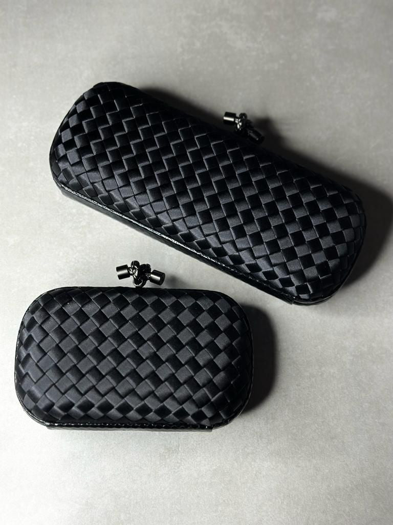 BOTTEGA VENETA (3 Color) – Accessorio premium elegante