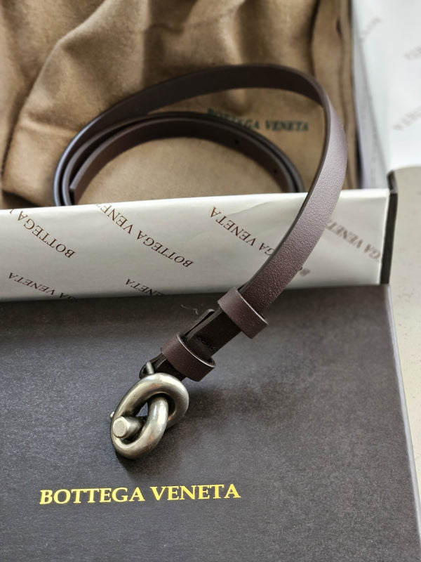 BOTTEGA VENETA (3 Color) – Accessorio premium elegante