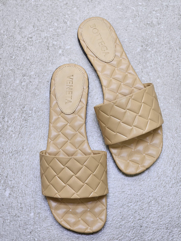 BOTTEGA VENETA – Accessorio premium elegante