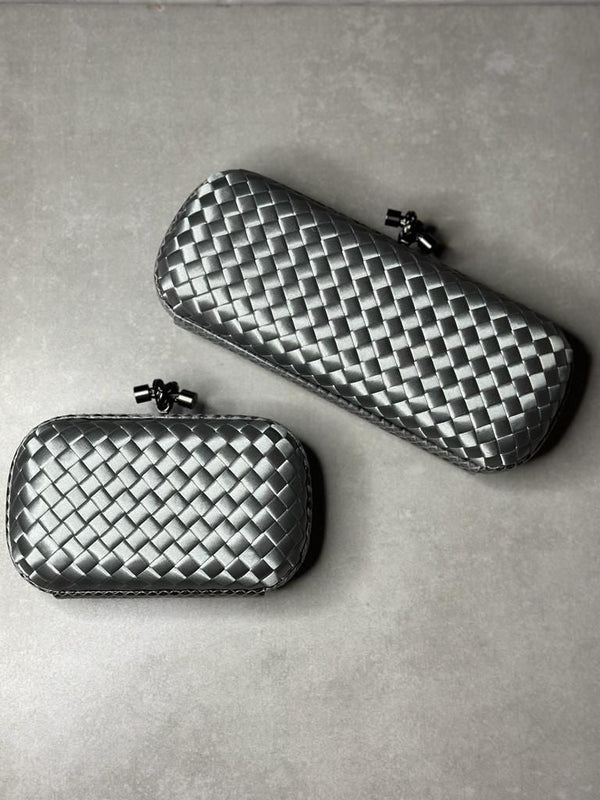 BOTTEGA VENETA (3 Color) – Accessorio premium elegante