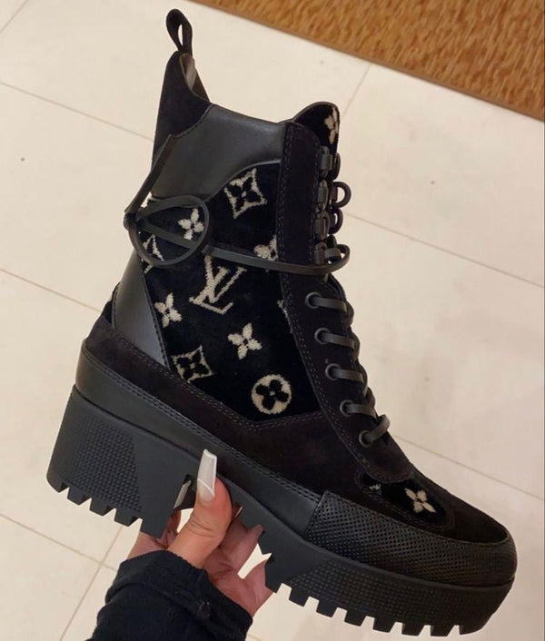 Bottes Louis Vuitton – Accessorio premium elegante