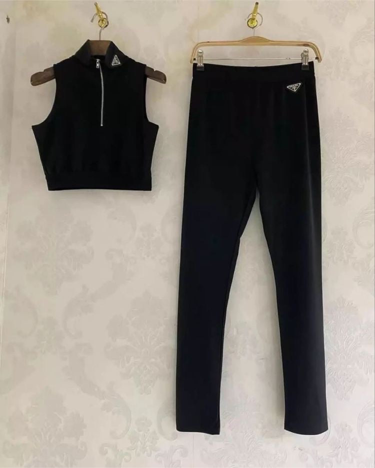 Ensemble Prada – Accessorio premium elegante
