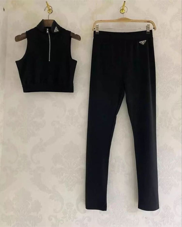 Ensemble Prada – Accessorio premium elegante