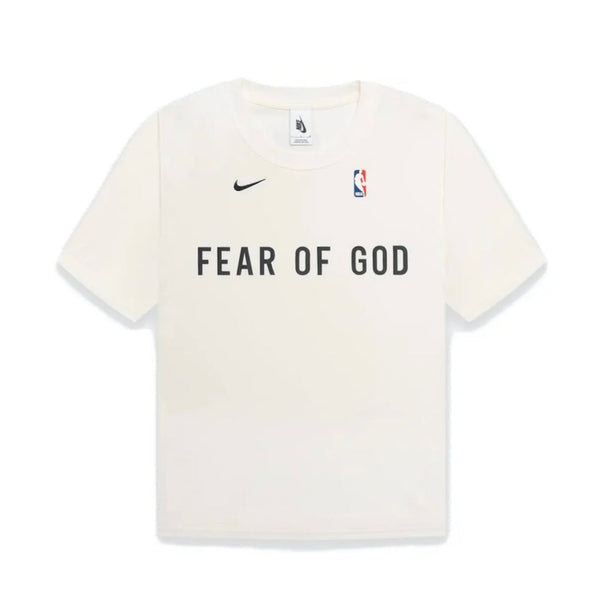 T shirt Nike x Fear of God – Accessorio premium elegante