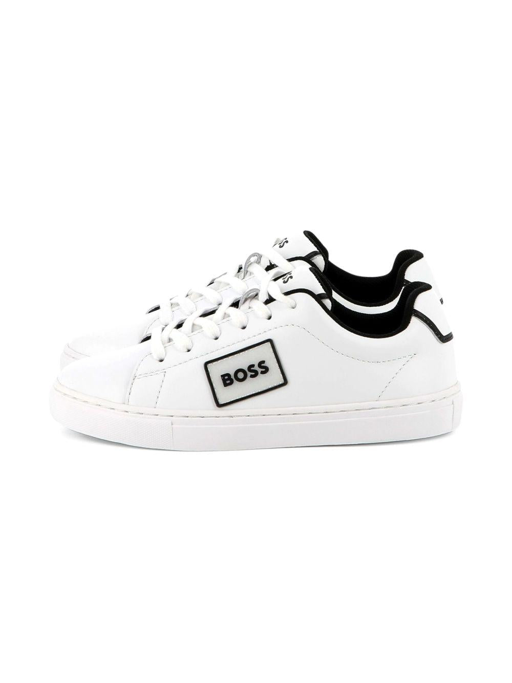Sneakers per bambino BOSS Kids bianche con dettaglio con placca con logo