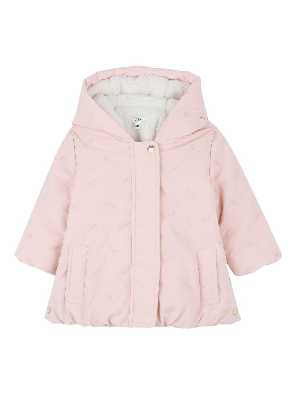 Giubbino per neonata Chloé Kids rosa con chiusura frontale nascosta – Accessorio premium elegante