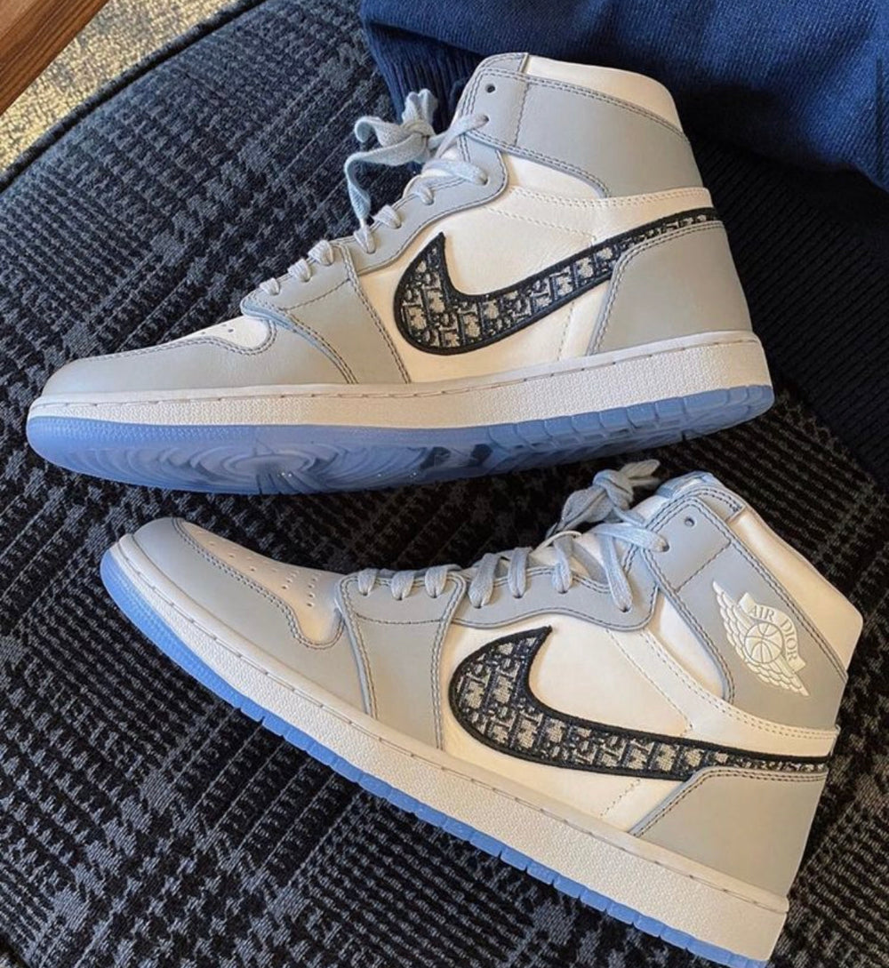 Air Jordan Dior – Accessorio premium elegante