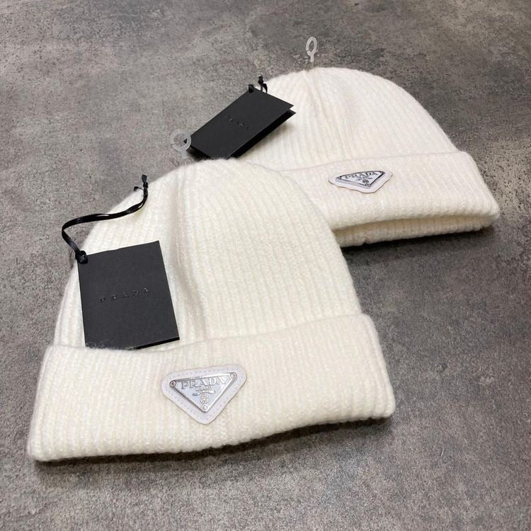 Bonnet Prada – Accessorio premium elegante