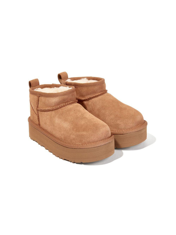 Stivali per bambina UGG Kids Classic Mini Platform marrone cammello – Accessorio premium elegante