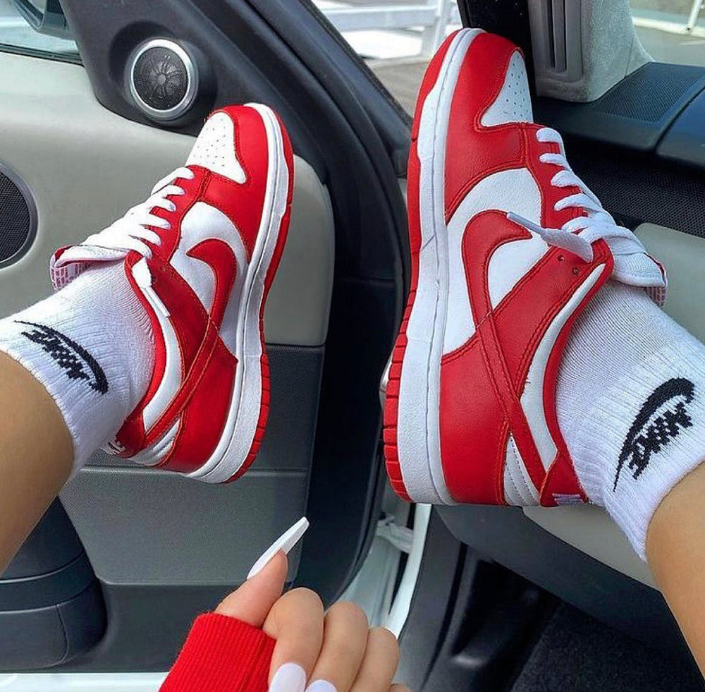 Nike Dunk Low – Accessorio premium elegante
