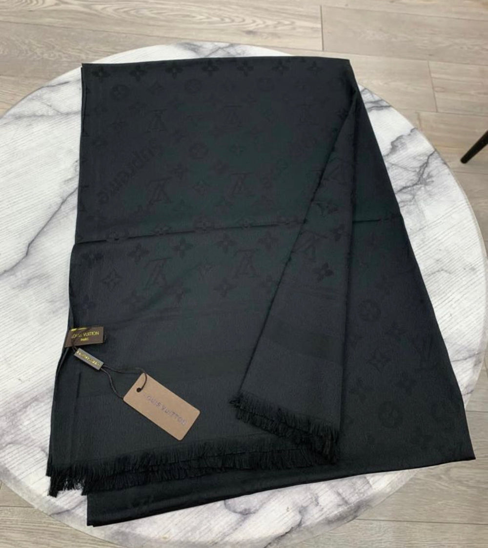 Écharpe Louis Vuitton – Accessorio premium elegante