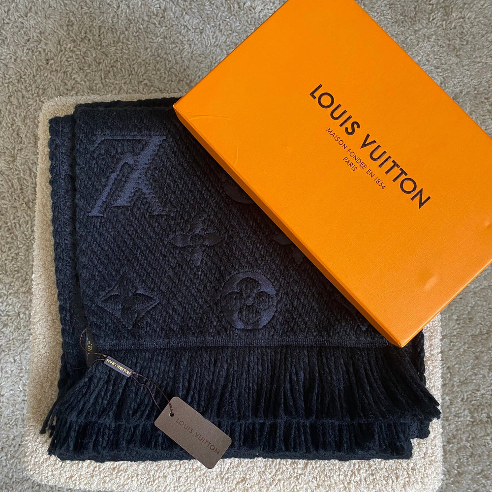 Écharpe Louis Vuitton – Accessorio premium elegante