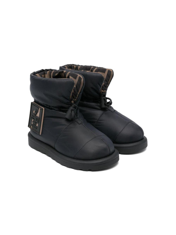 Stivali per bambina Fendi Kids nero con design imbottito – Accessorio premium elegante