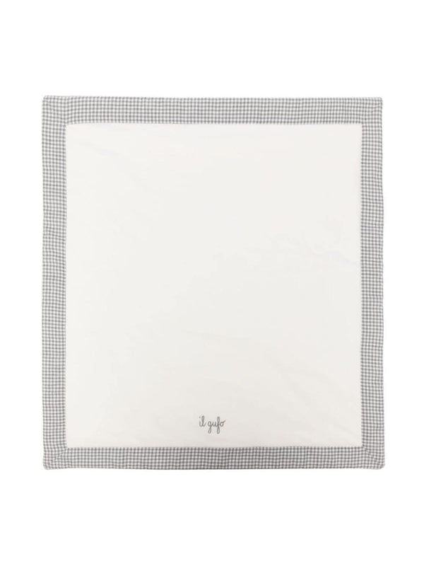 Coperta per neonata Il Gufo bianca con bordi a contrasto – Accessorio premium elegante