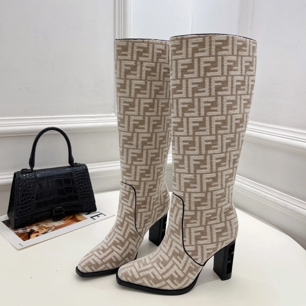 Bottes Fendi – Accessorio premium elegante