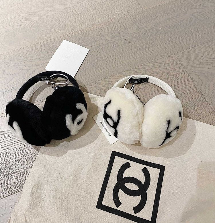 Cache oreilles Chanel – Accessorio premium elegante