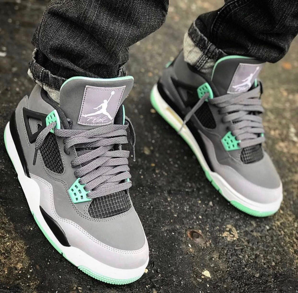 Air Jordan 4 – Accessorio premium elegante