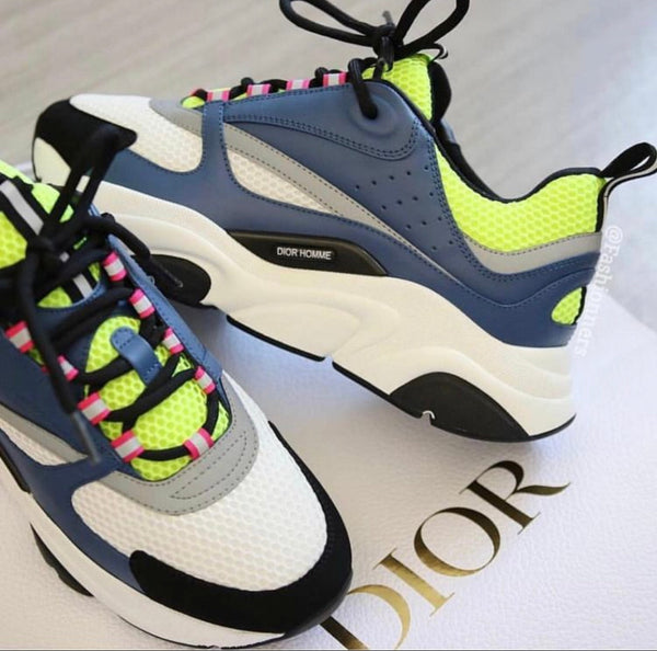DIOR B22 – Accessorio premium elegante
