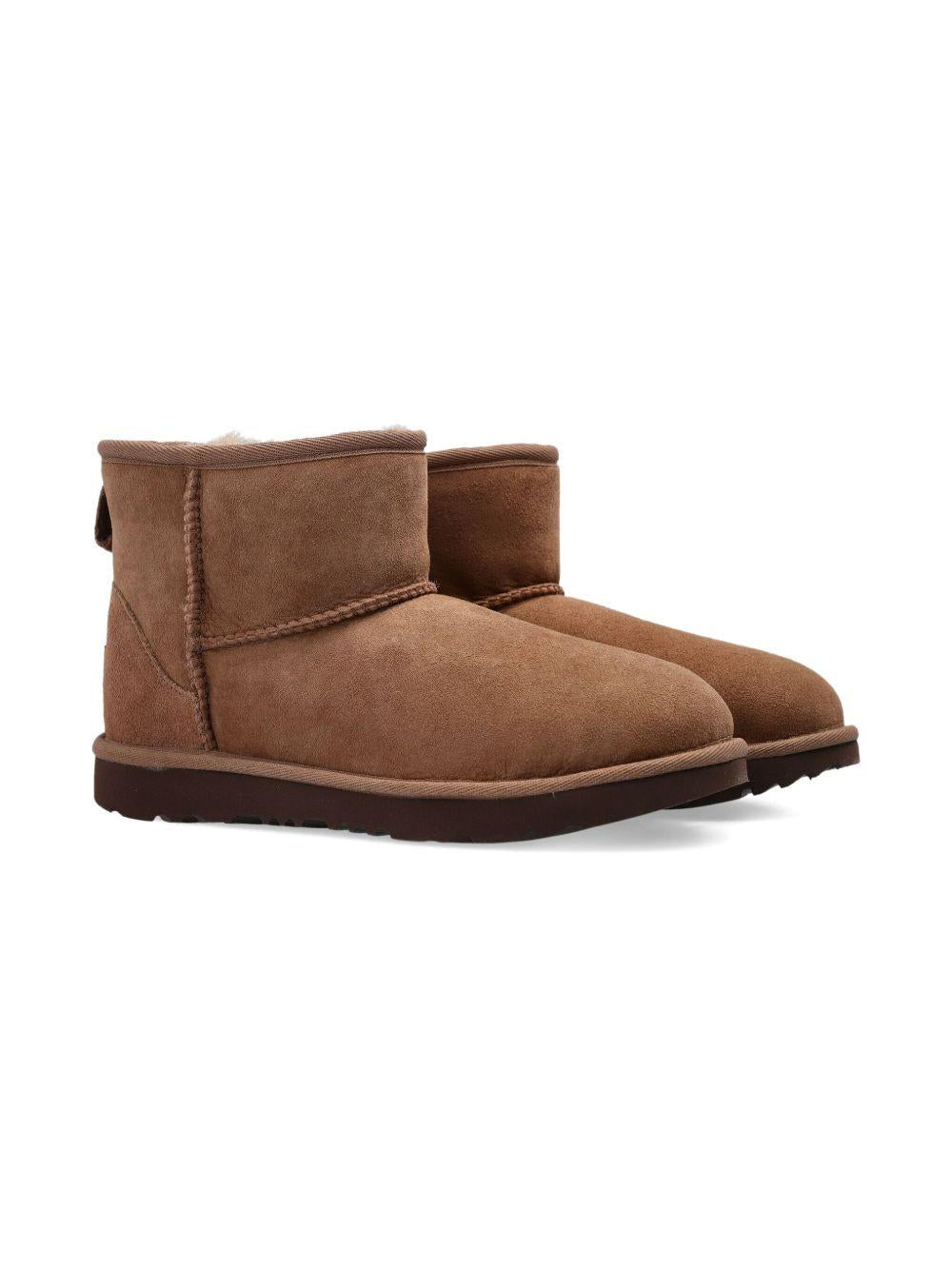 Stivaletti Classic Mini II per bambini UGG Kids beige alti – Accessorio premium elegante