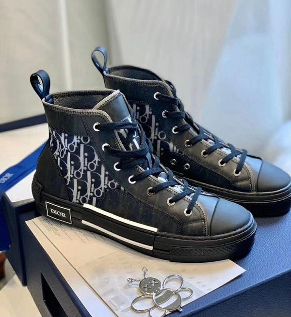 DIOR B23 – Accessorio premium elegante