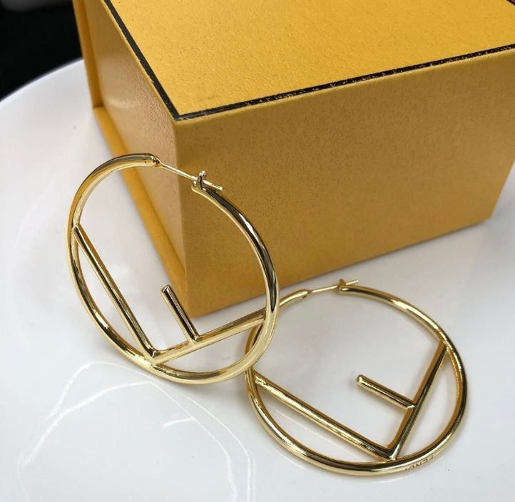 Boucles d’oreilles Fendi – Accessorio premium elegante