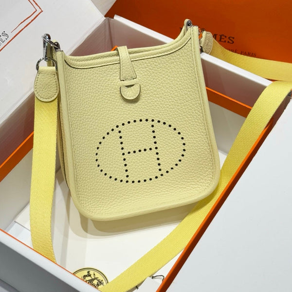 Hermes Evelyn 18 Bag Milton Yellow Epsom Leather 255527 – Accessorio premium elegante