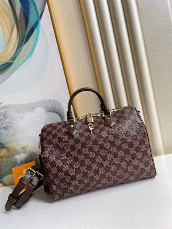 LV SPEEDY BAG – Accessorio premium elegante