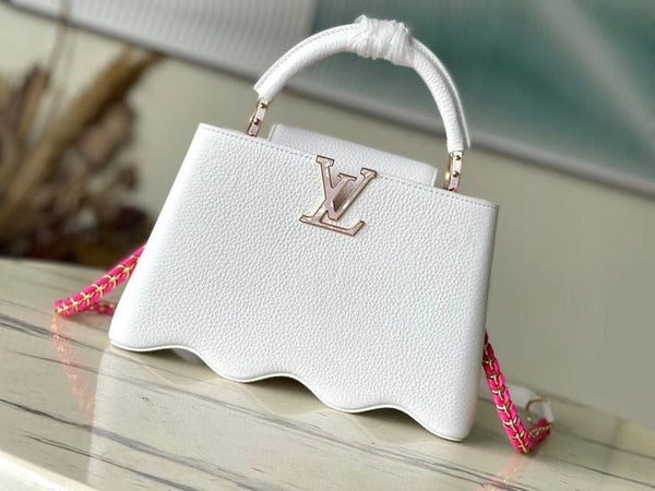 LV Capucines in Pelle – Accessorio premium elegante