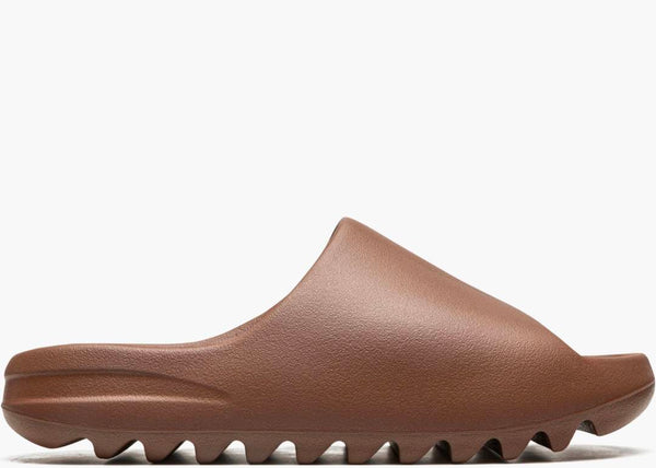 Yeezy Slide Flax – Accessorio premium elegante